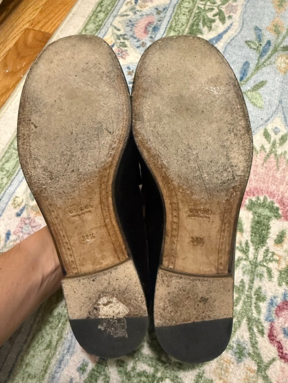 Gucci Horsebit Accent Leather Loafers - Picture 9 of 10